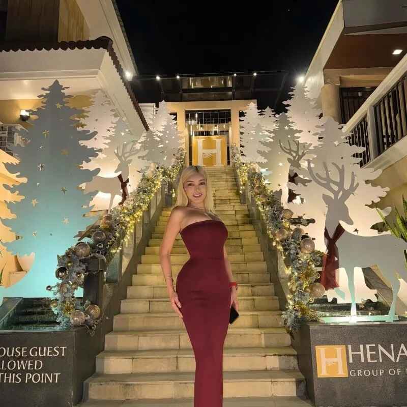 BombshellGoddess