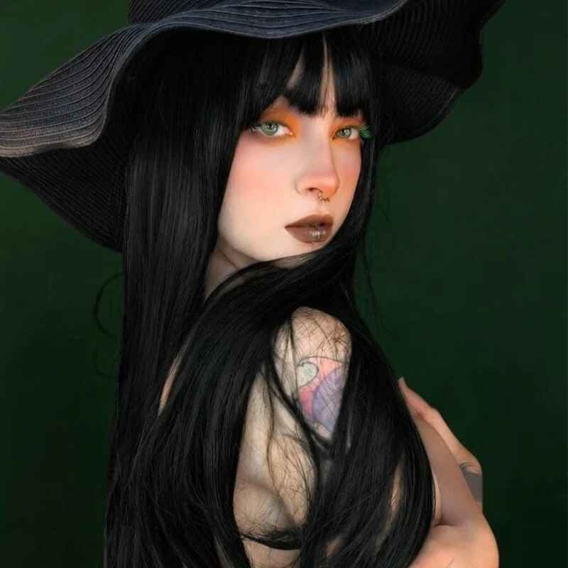 lilith_lennoxx