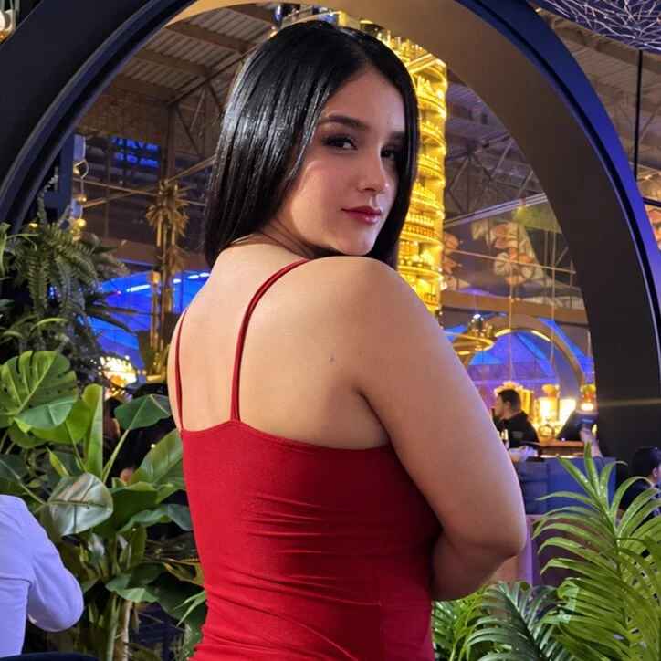 Samantha_Mont