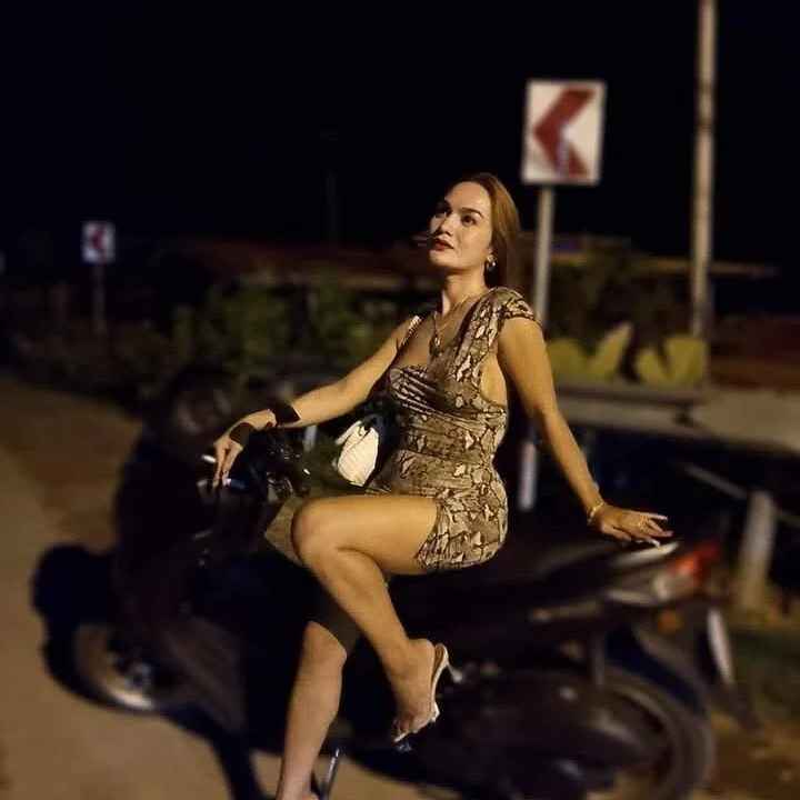 hail_ur_queenx