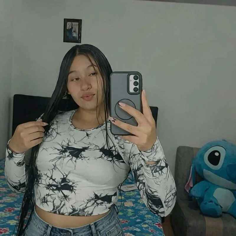 Annie_whitehouse