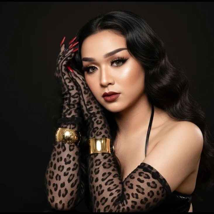 AsianDevineGoddess