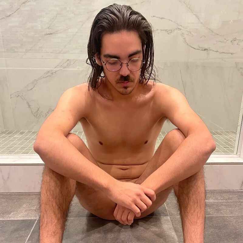 BigDickTonyy21