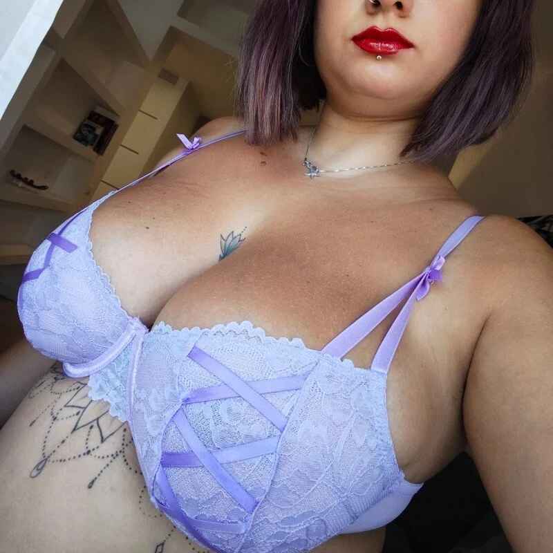 Daiana_97