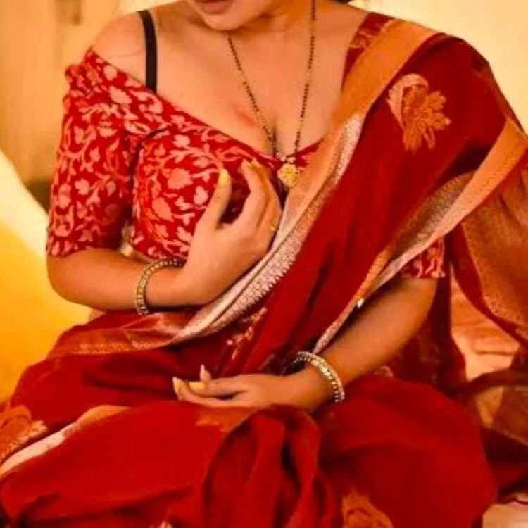 Hot_Sonniyaa