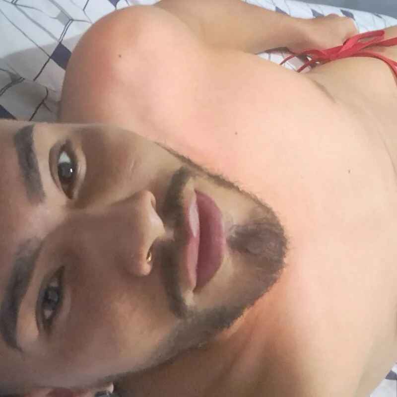 Zebas_hot