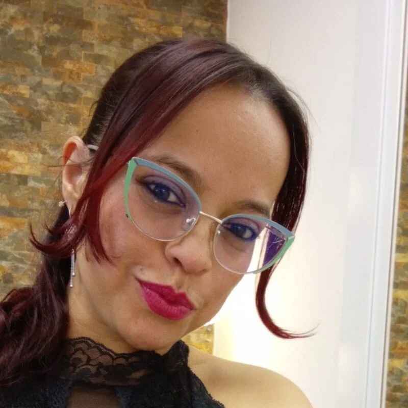 taliana_red