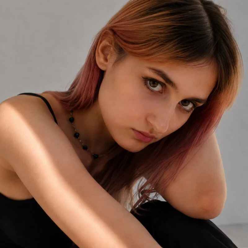 MayaGrins