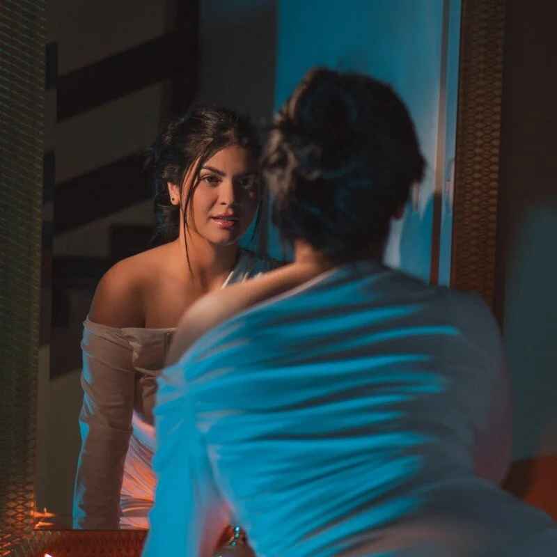 Veronicalanx1