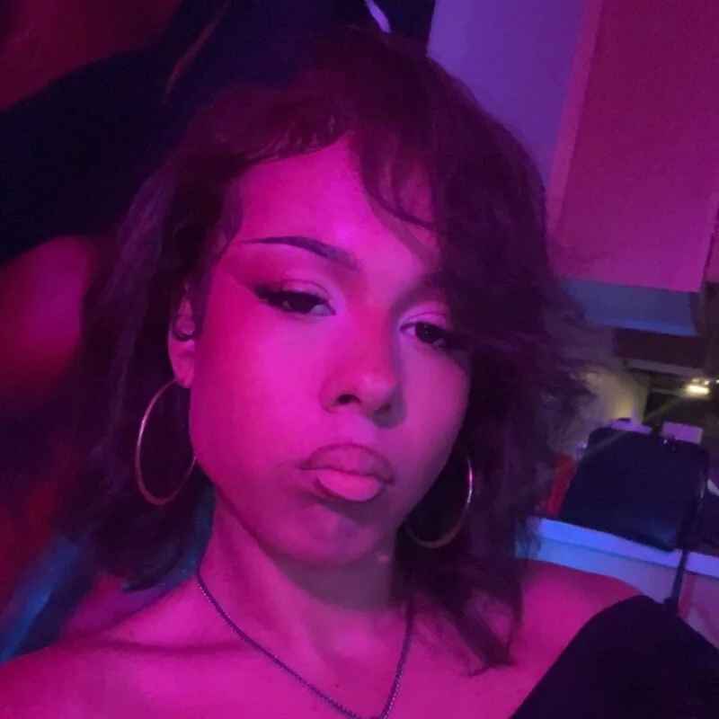 TGirlGLOSSY