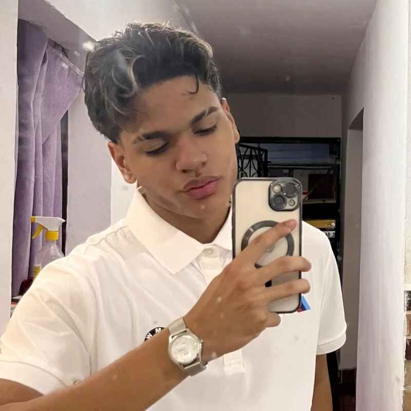 Marco_deluxxxe