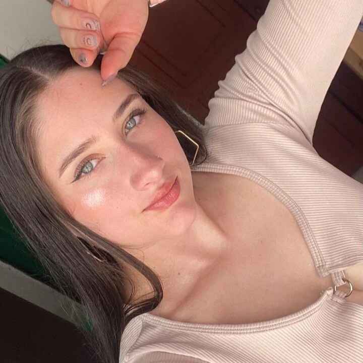 Anne_Lyla_