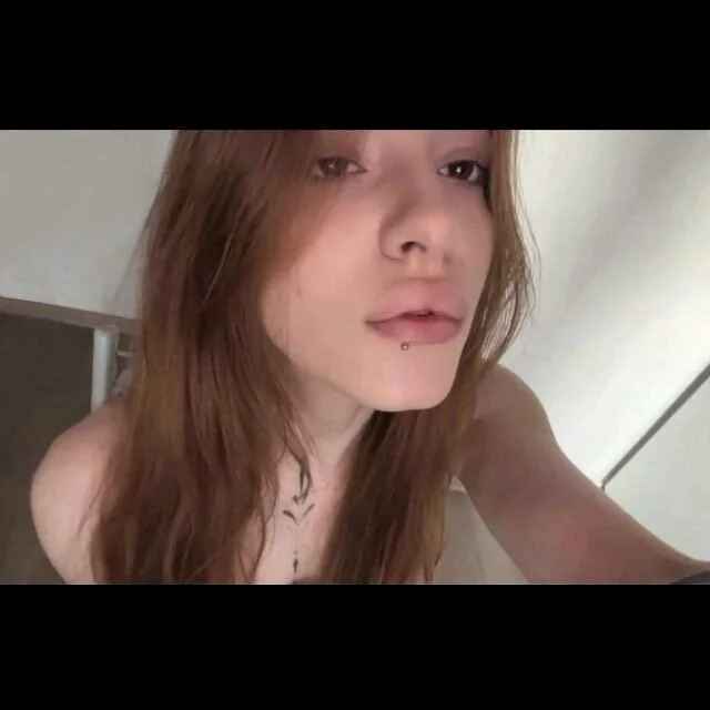 Lola_dinky