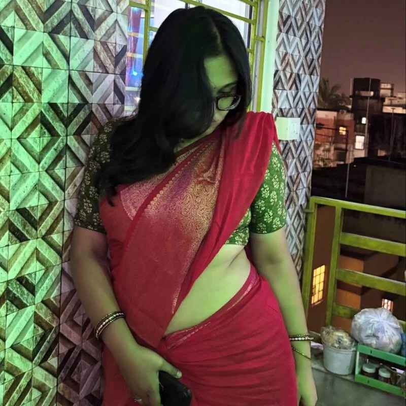 Queen_Rosyy