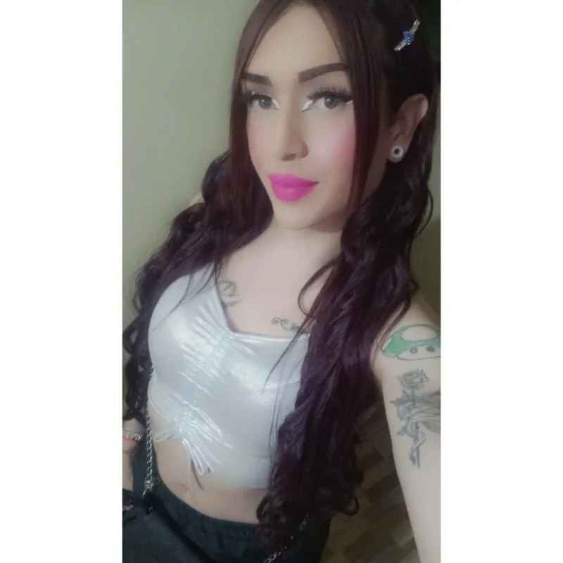 tiffanys_sohot