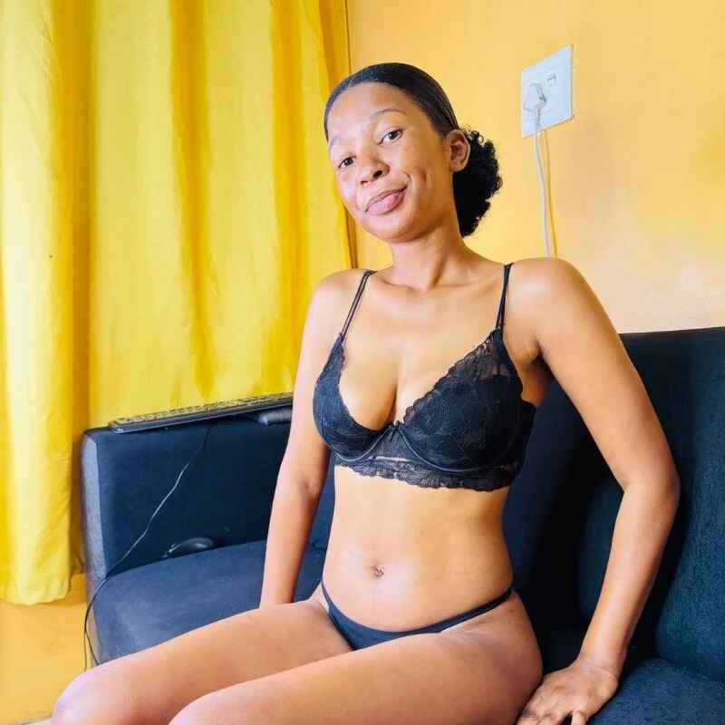 SEXY-EBONYXX