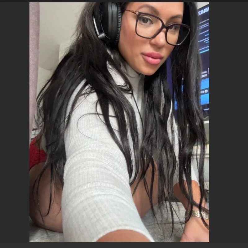 MeghanXO