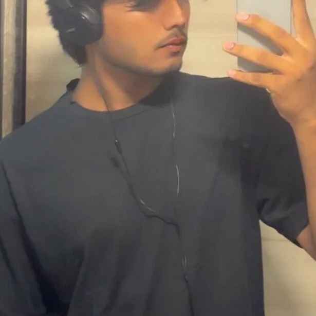 seducing_boi