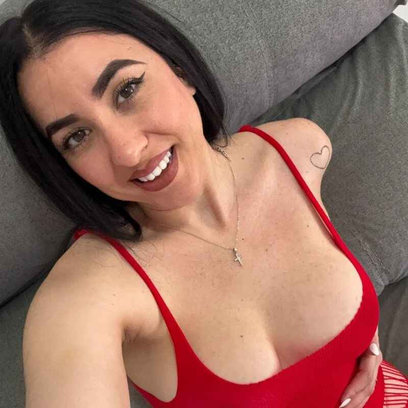 leilacam25