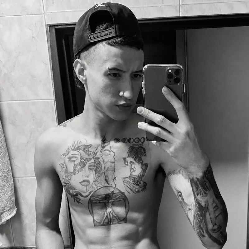 Milan_ross1201