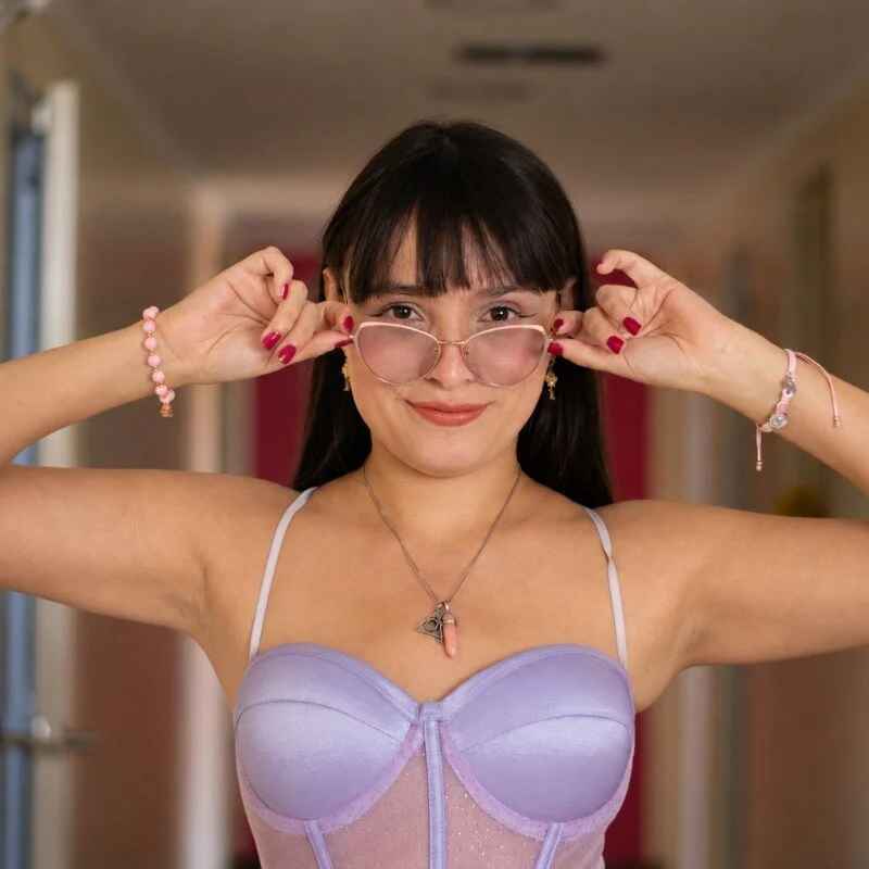 Lucyy-hess