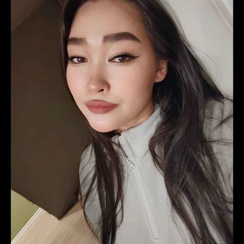 Emma_Uilson