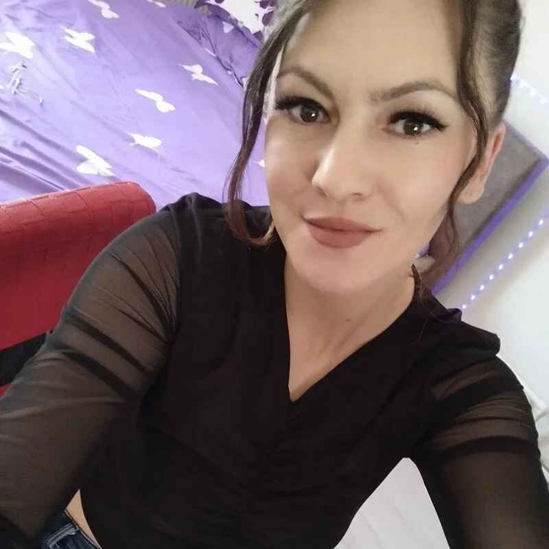 LoraBelle12