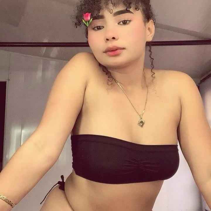 Naomi_Moon_