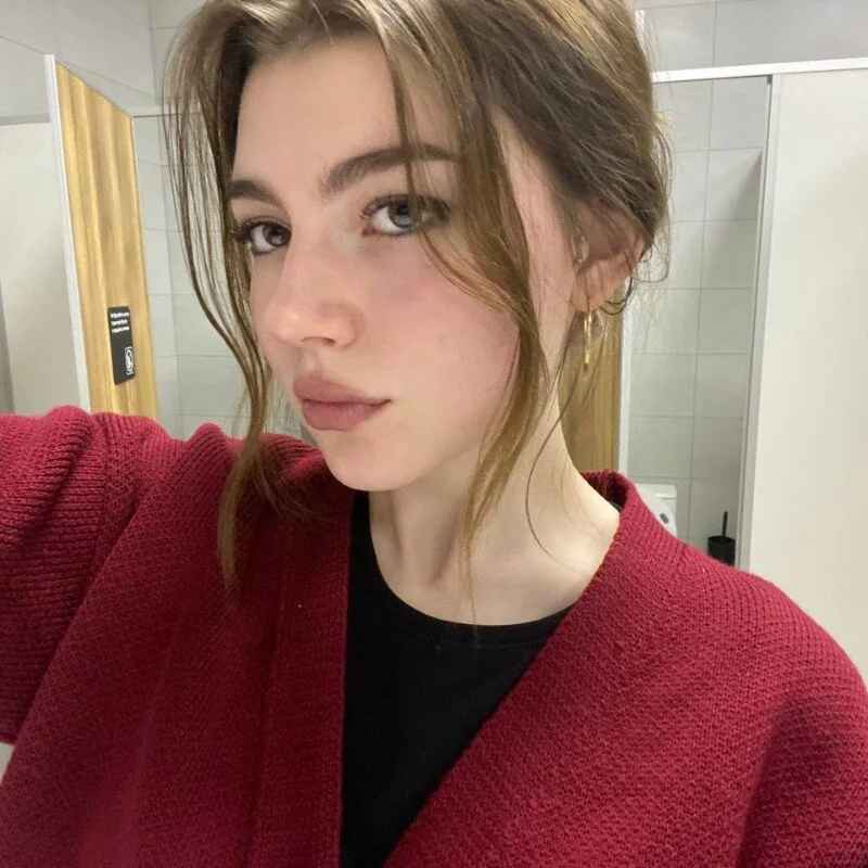 MollyAdersons