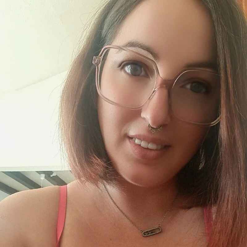 prunelle_sexy