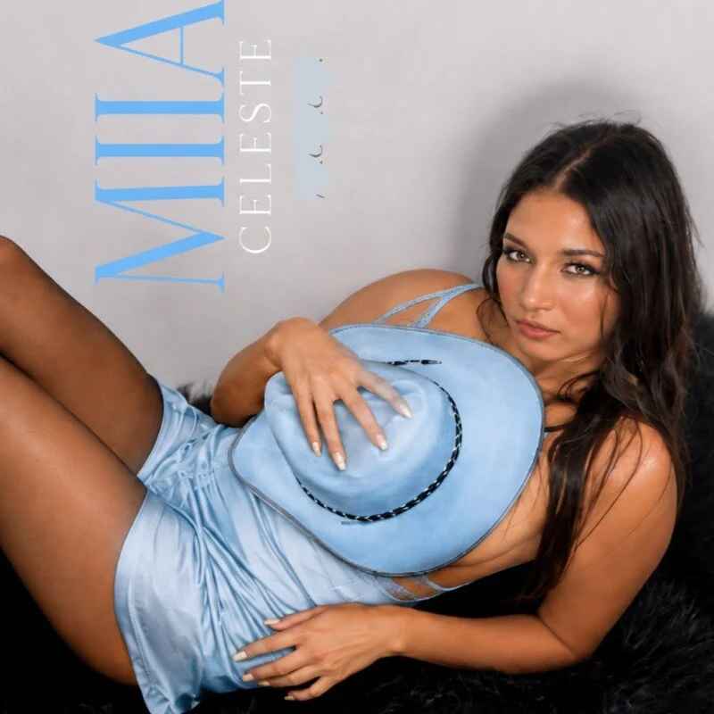 mia_celestee