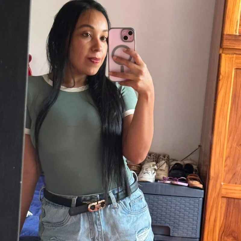 Chloe_lewins