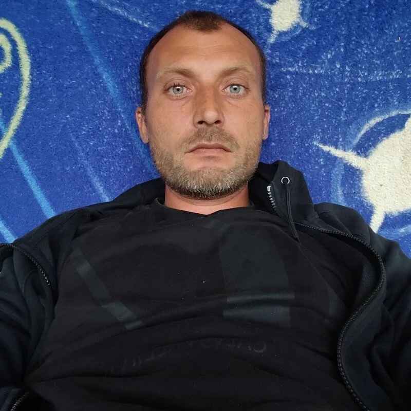 Alexbluee