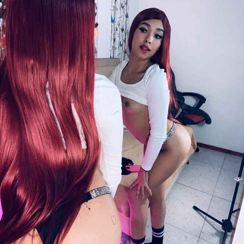 valeria_dark_