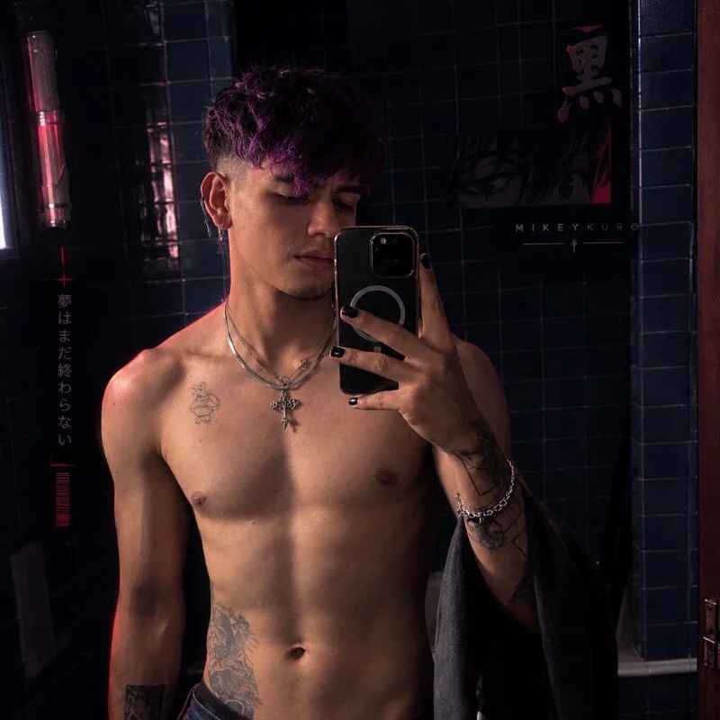 MikeyKuro
