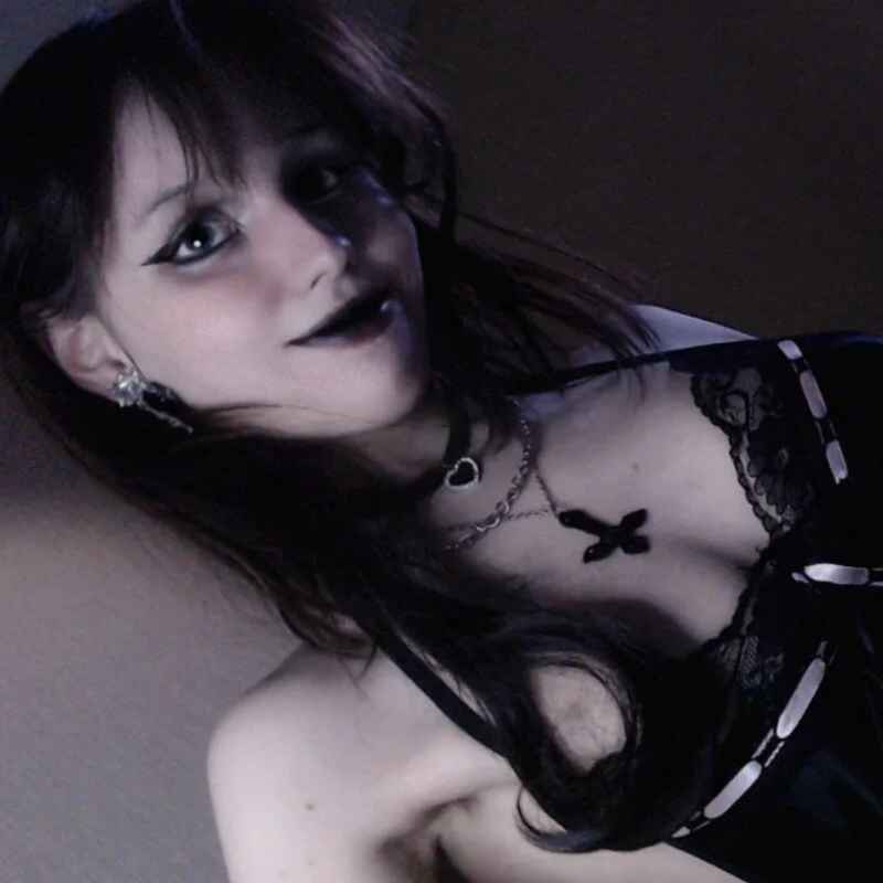 Thighswithspikes
