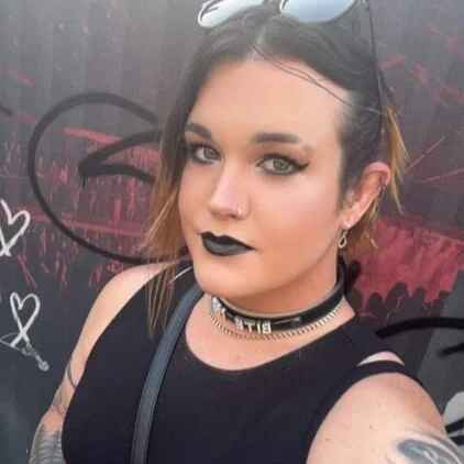 Adora_Gently