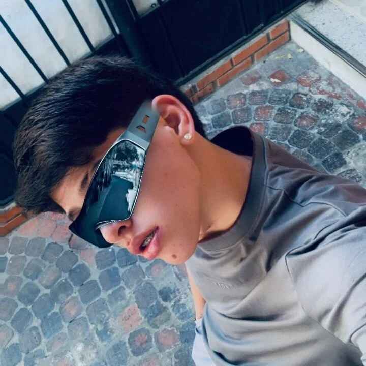 MenOnlyHot