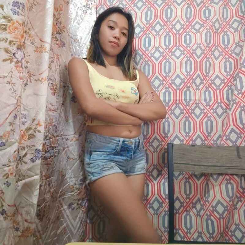 Pretty_christine01
