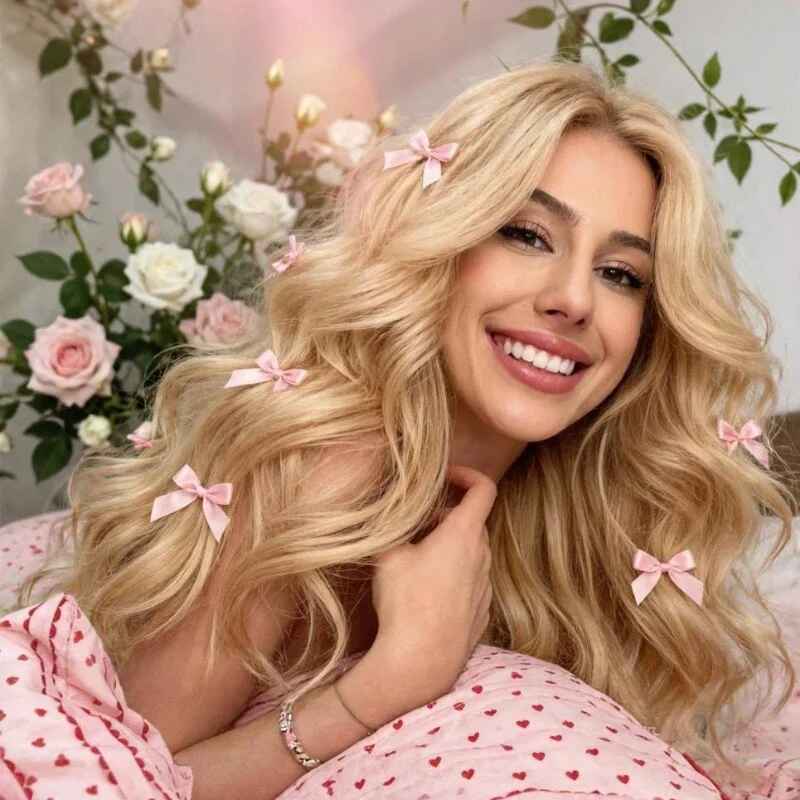 Belle_Blondy