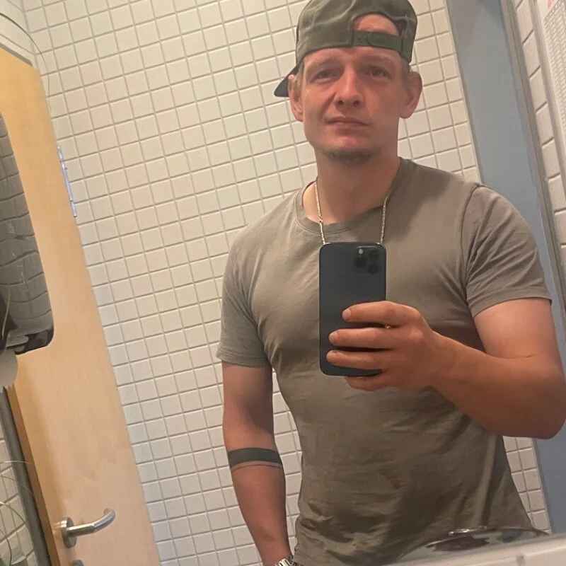 hawkyyy71222