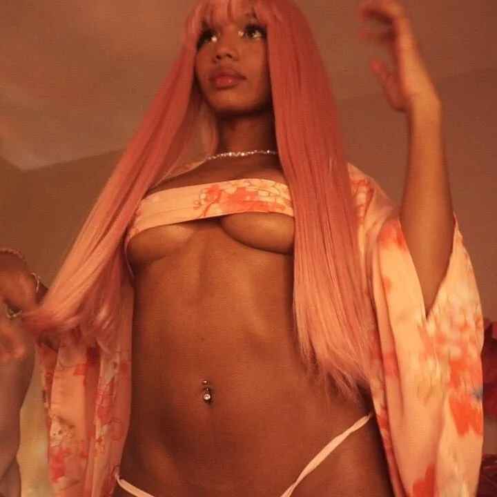 Gigi_Strawberry