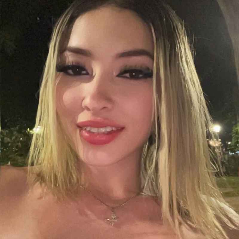whitesexybitch44