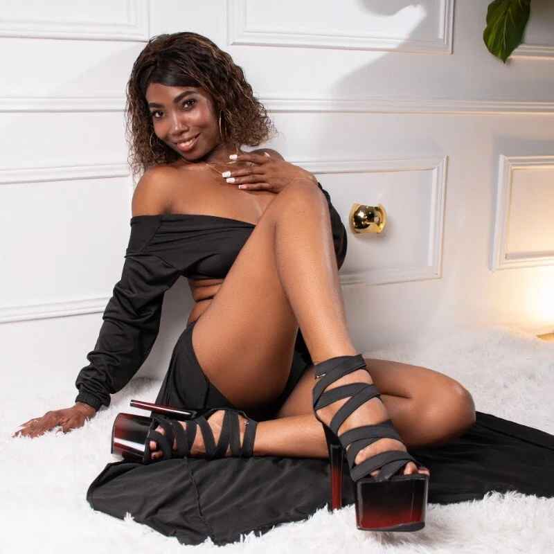 _NinaFox_