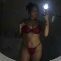 laly_spank