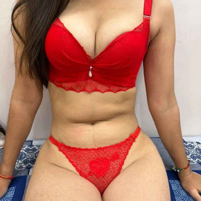 Divyaaaa