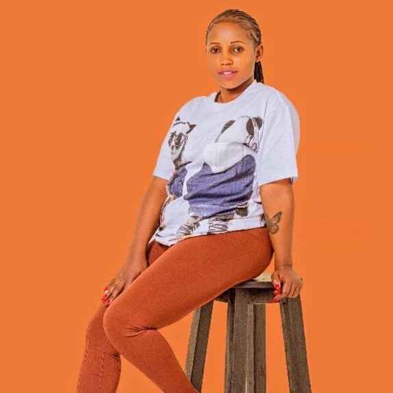 Afric_dolly