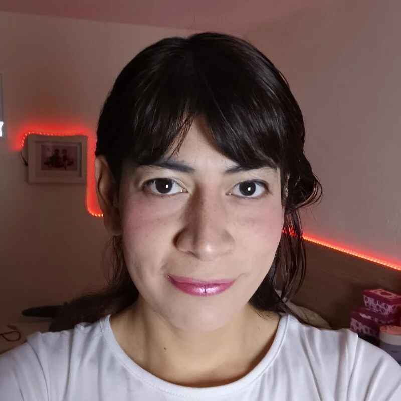 YanaSoHot