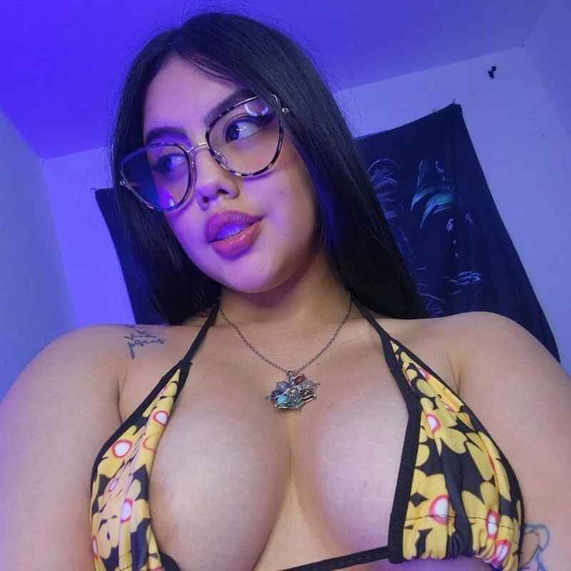 Nicolle_Ruizz