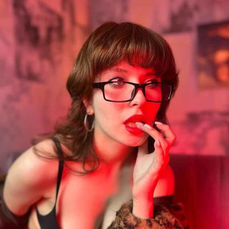 LolaDominara